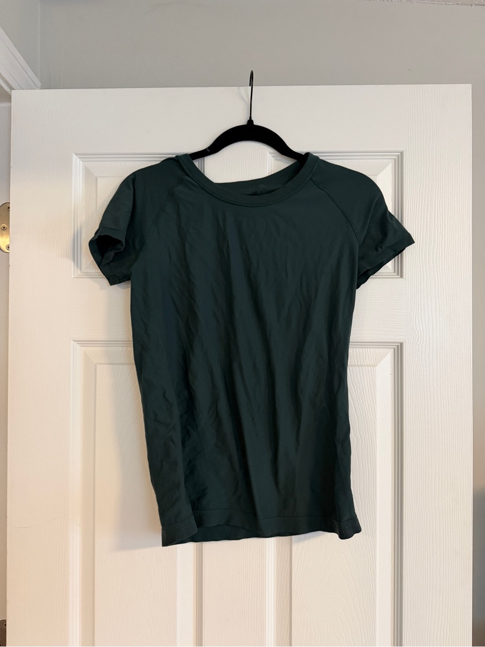 Athleta Dark Green Short Sleeve Crew Tee